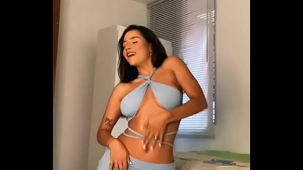 Sexy baile morena