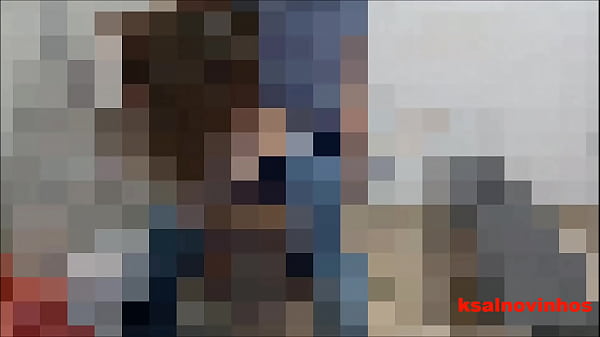 Doutora consulta paciente e pega no pau dele e fica de quatro!!!