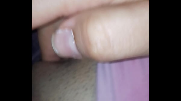 Me Despierto Por La Mañana Tan Caliente que Es Imposible no Masturbarme