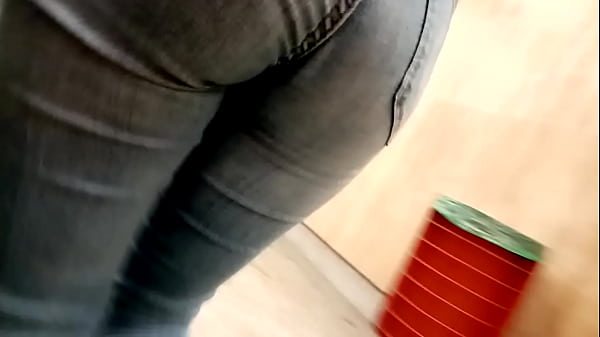 Bubble ass teen Thumbnail