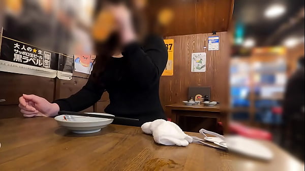 やらせなし完全リアル【個人撮影】【隠し撮り】鬼美尻エッチでがち豹変　ジェラート屋で働く28歳　マッチングアプリで出会った　中で何度もイキ喘ぐ性交好き女