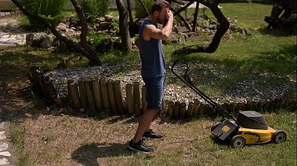 Bikini Clad Babe Princess Alice Takes An Anal Pounding From The Maintenance Guy GP3179