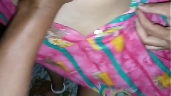 REAL VIRGIN TEEN INDIAN GIRL LOSES HER VIRGINITY - XXX fucks for the first time and deflowered