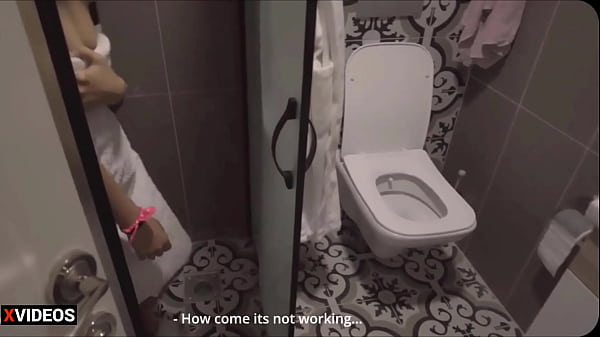 MI HERMANASTRA ROMPIO LA DUCHA DE MI PADRASTRO ME DA SU CULO PARA QUE NO DIGA NADA MI HERMANASTRA ROMPIO LA DUCHA DE MI PADRASTRO ME DA SU CULO PARA QUE NO DIGA NADA