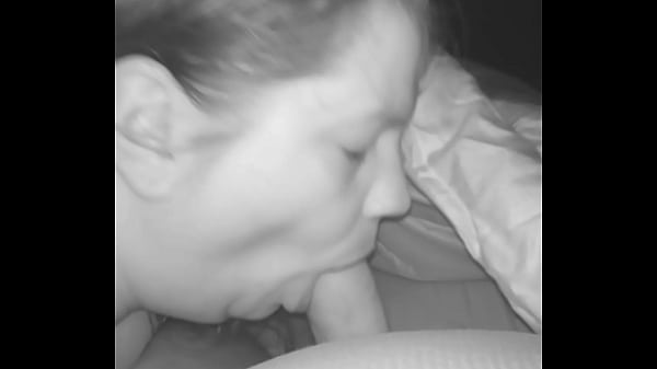 morena gordinha chupando pau