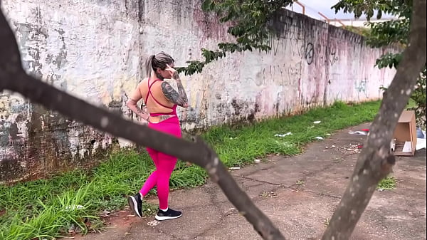 Fodendo gostoso nas ruas da paulista minha buceta toda esfolada!