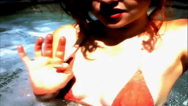 Hot girl in the pool Thumbnail