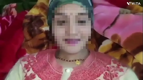 Bobby bhabhi Sex curtiu o momento com o namorado quando o marido foi para o escritório