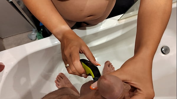 The new job of my sexy wife. Helps to shave penis and give handjob