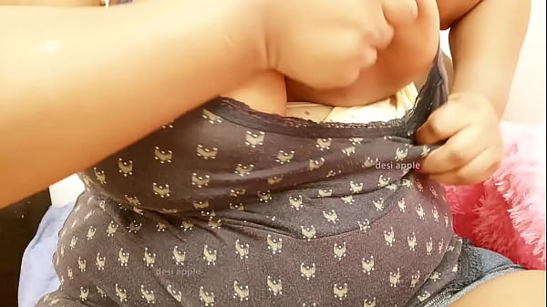 North Indian mild showing boobs Thumbnail