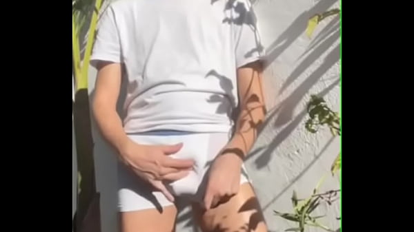 truth or dare : twink self-pissing – peeing in white undies