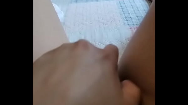 Gostosa se masturbando