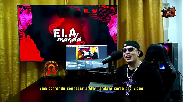 Gih Spanic coloca a Ruiva Cavala de quatro na mesa do Podcast só para mostrar o seu Cuzinho Rosa - Pápum no Barraco! - Ela Manda