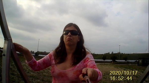 I flash my breasts in an industrial park