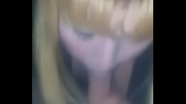 sucking rich Thumbnail