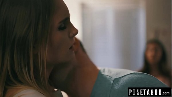 Jane Wilde Makes 2 Friends Fuck For Twisted Game