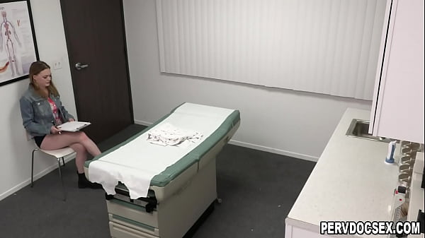 Fuck me, Doctor! Please fuck me! Horny patient Samantha Reigns gets aroused during body examination performed by Doctor Jay Crew, and his medical assistant Liv Revamped