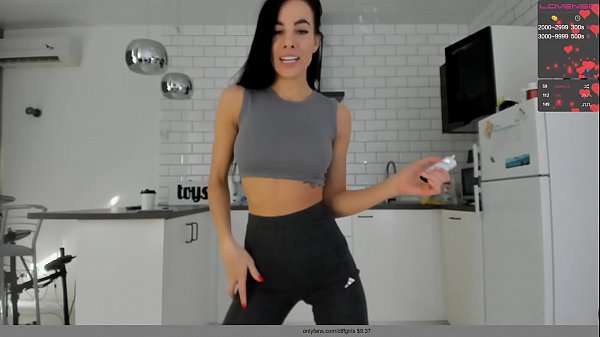 sport girl show amazing body