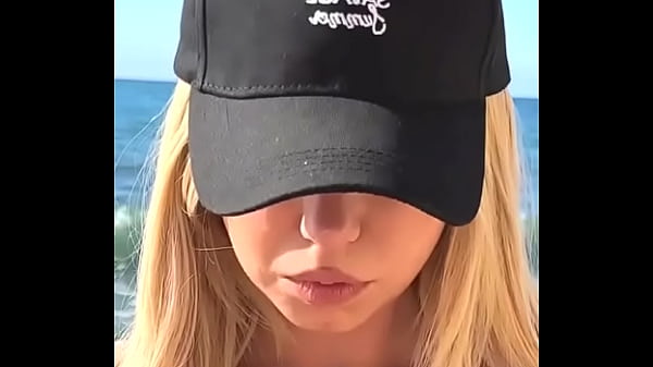 Fucking bitch I like naked Thumbnail