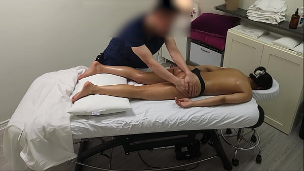 Sarah, a young Indian college student with sexy natural body had her unforgettable first massage.
