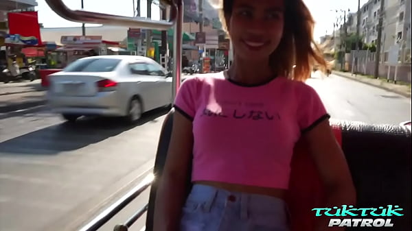 Hot skinny amateur babe rides the dick off a white guy in Bangkok