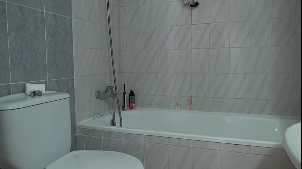 PERVERTED FAMILY SEX: My stepmoms pussy makes me cum so fast