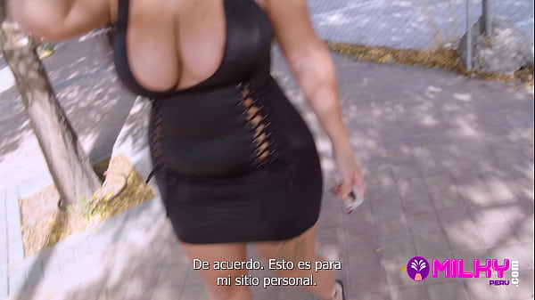 Lucky dude fucks a busty girl and cums on her huge natural tits