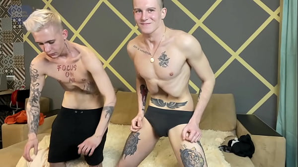 Sexy Twink College Girls Fuck For Fans Live – Getting Creampied In The Ass