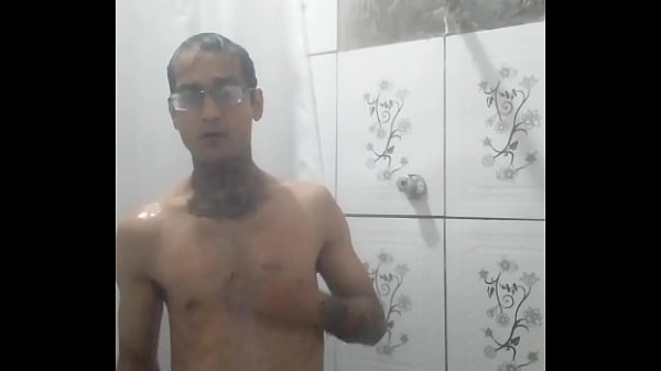 VAZOU NA NET ME EXIBINDO PARA PUTINHA DO MEU BAIRRO HOJE VOU COMER ESSA GOSTOSA