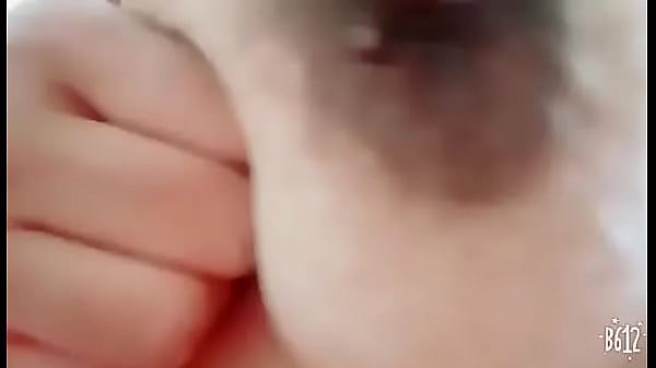Masturbating rich Thumbnail