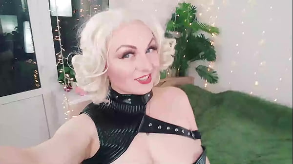 Kinky kisses (Arya Grander) Thumbnail