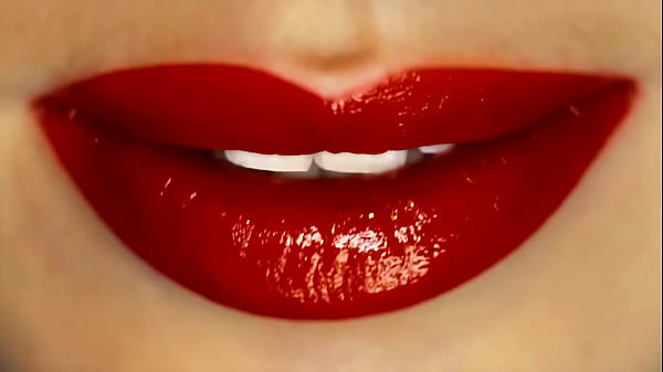 Naughty America - Hot Milf Ryan Keely catches her son's friend peeping on her, so she gives him what he wants!