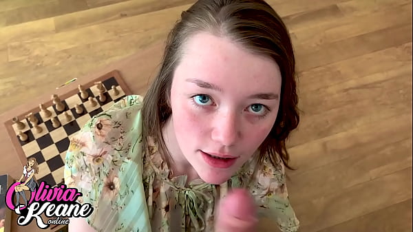Slimme tiener hoer laat zich filmtje maken met een grote penis - 85sec van smerige wraak!