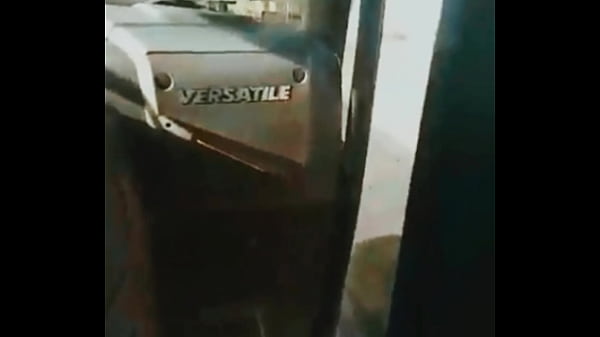 Colectivero de linea larga distancia de Plusmar, levanta a Mariano Bextor de la ruta para petesaurio