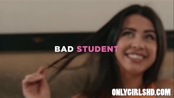 Bad Student Kylie Rocket, Lulu Chu
