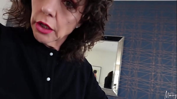 StepMom Comes home for BlowJob