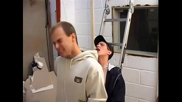 4077089 bare british hoodie