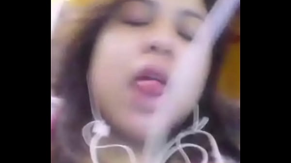 indian girl showing on spark app exotic [ Duration: 00:42 ]