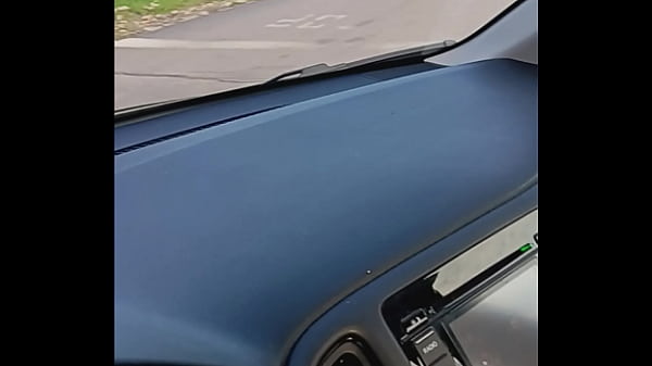 Nicebigddd playing in the car