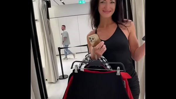 Public Flashing and Quick Fuck in dressing Room