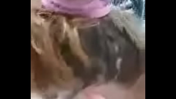 Dick suck by slut in car Thumbnail