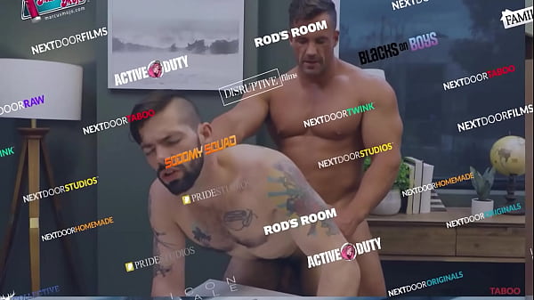 Tardy Hunk Apologizes wt His Cock – Carter Woods, Kyle Fletcher – NextDoorBuddies