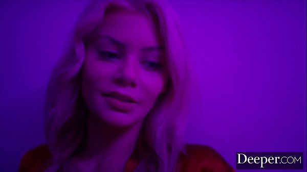 Deeper. Twinlike Blondes Riley & Elsa have intense threesome