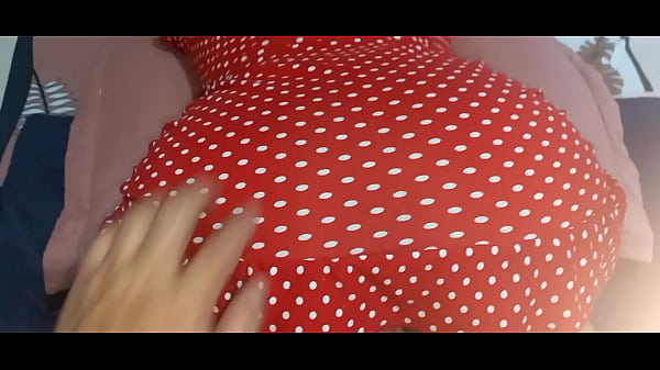 ¡¡QUE RICO LE REBOTAN LAS TETAS!! madrastra culona es manoseada y follada por su hijastro cachondo, sexo real casero fledgling