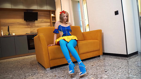 Snow White rides a big dildo – Anal riding – Deepthroat