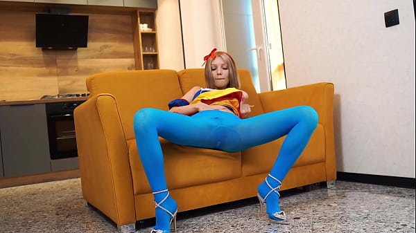 Snow White rides a big dildo - Anal riding - Deepthroat Thumbnail