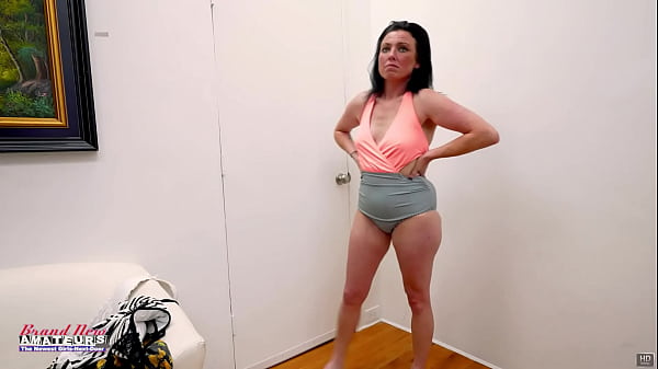 Lovely Brunette Phoenix Rae Plays With A Sex Toy To Suck And Ride A Cock! Thumbnail