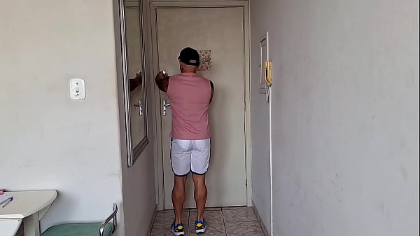 Ele queria apenas fazer o seu trabalho na avaliação física,porém eu acabei comendo e leitando meu professor – Completo no XVIDEOS RED e no SHEER – sheer.com/thalesbotelho