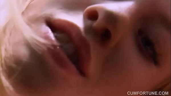 Kasia Linsey gets fucked after a facial