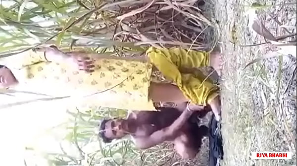 Cute Yellow Suit Girl Fucking in Fields with Big Cock